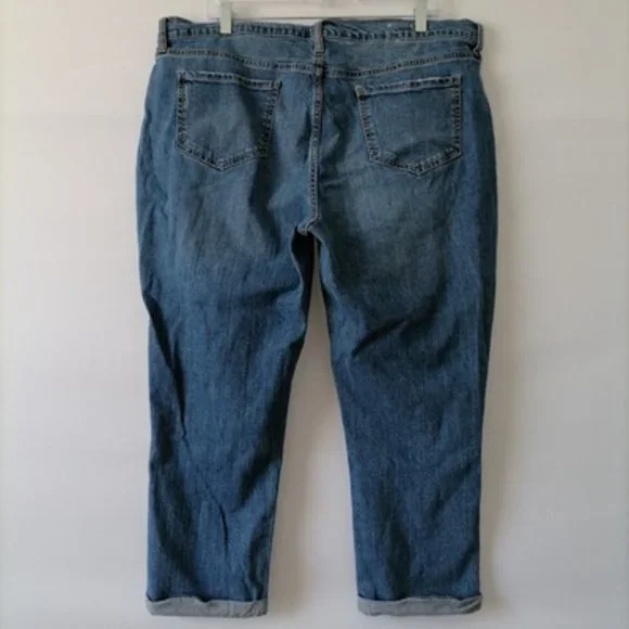 Old Navy Womens Blue High Rise Distressed The Sweetheart Straight Jeans Size 16 - Picture 2 of 8